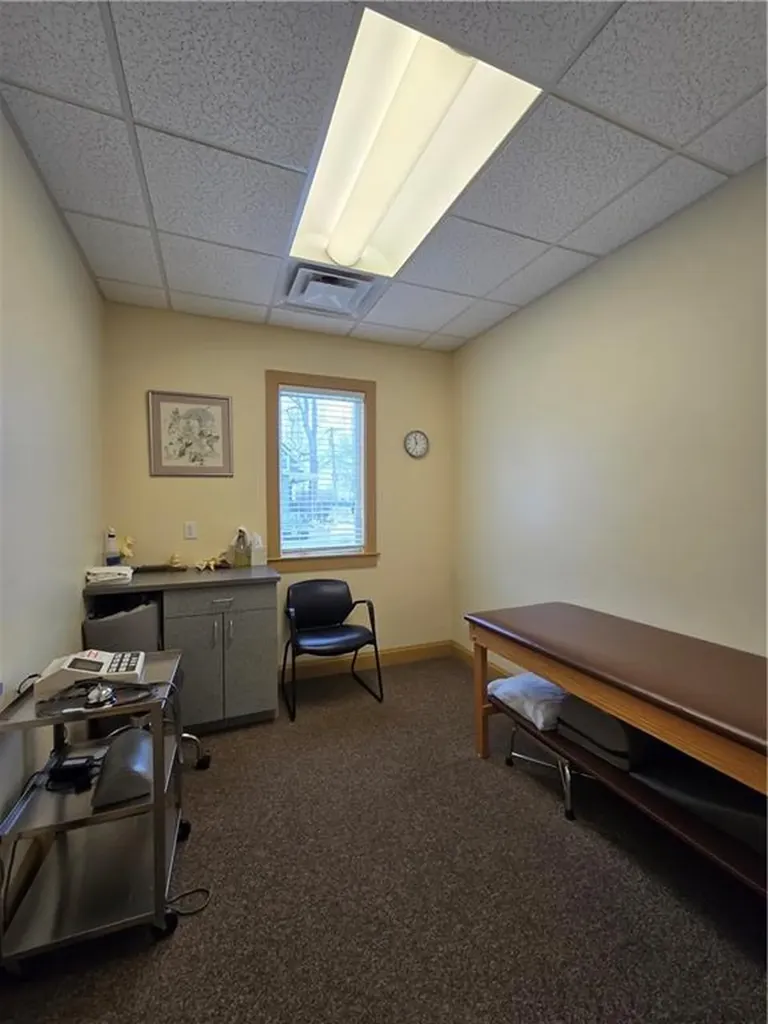 2871 Post Road Warwick RI 02886