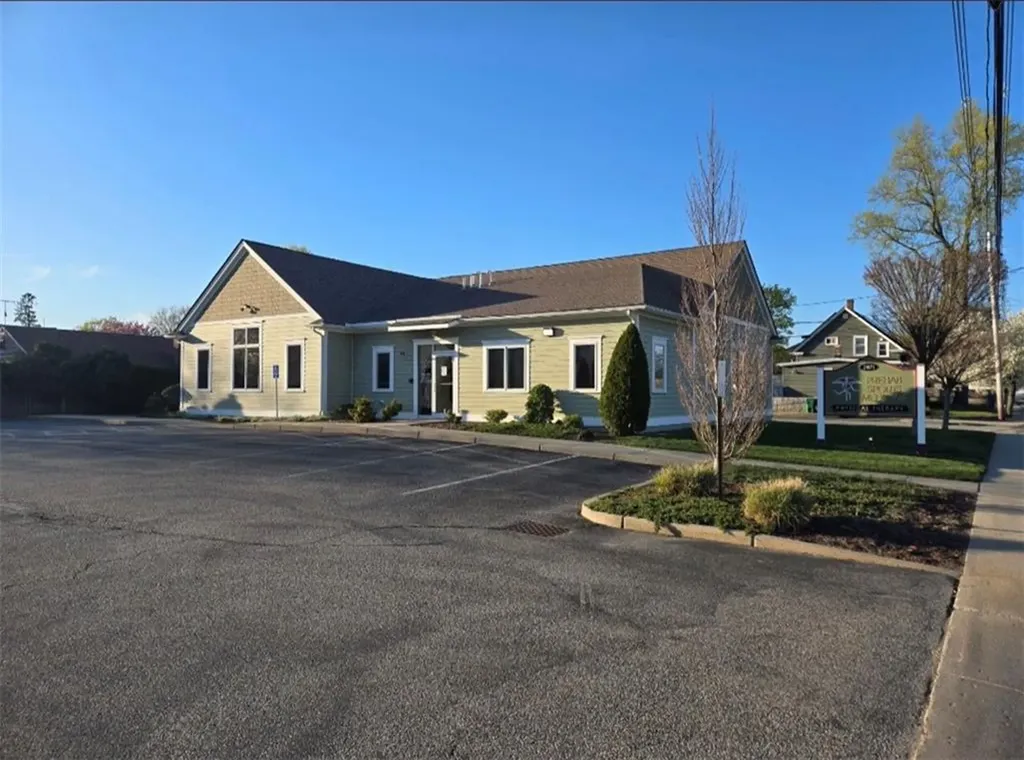 2871 Post Road Warwick RI 02886