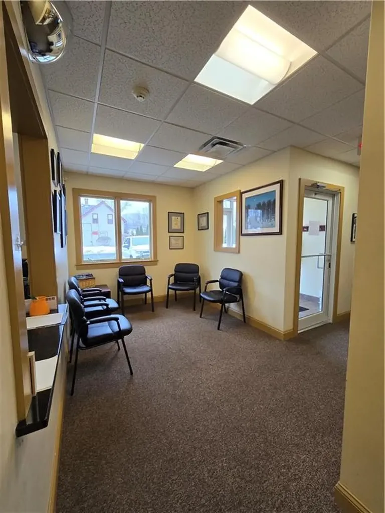 2871 Post Road Warwick RI 02886
