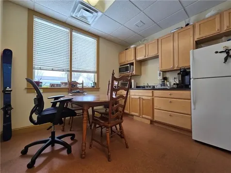 2871 Post Road Warwick RI 02886