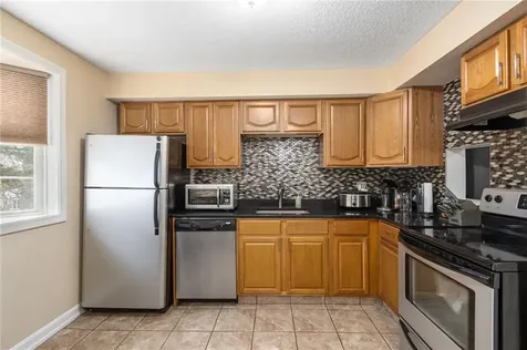 6 Governors Hill West Warwick RI 02893