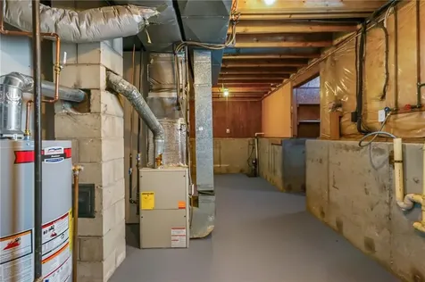 114 Burlingame Road West Warwick RI 02893