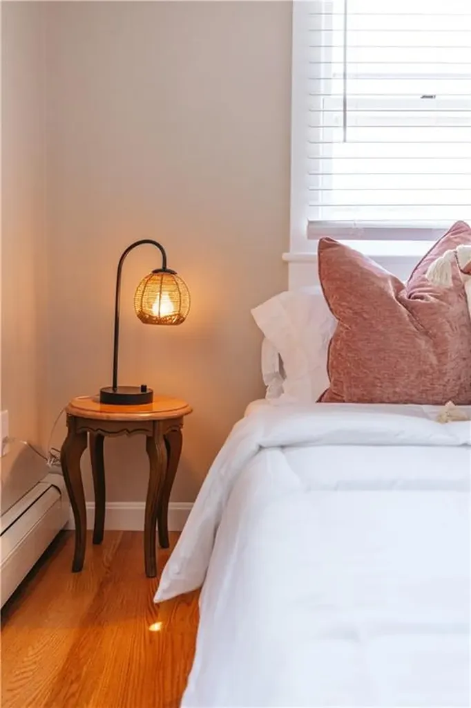 28 Dixon Street Newport RI 02840