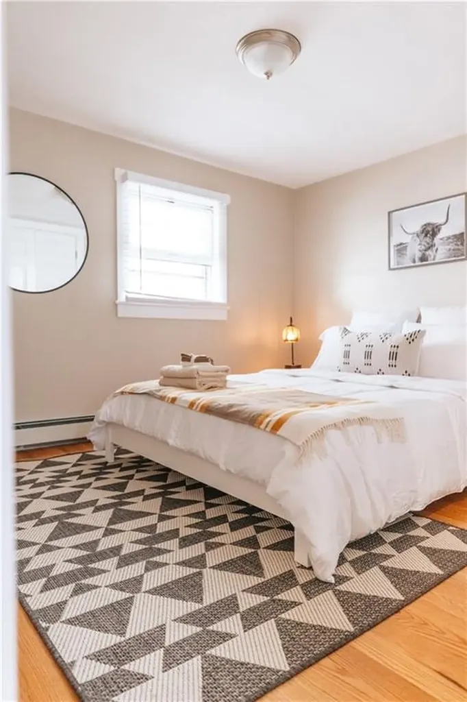 28 Dixon Street Newport RI 02840