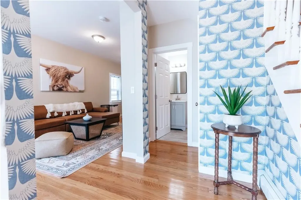 28 Dixon Street Newport RI 02840