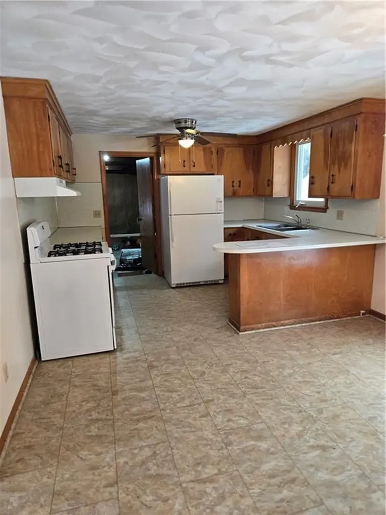 170 Long Lane North Kingstown RI 02852