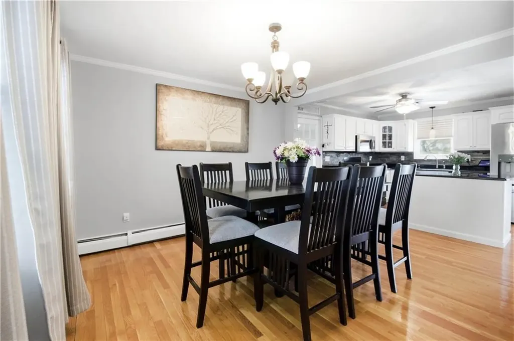 21 Sarah Lane Warwick RI 02889