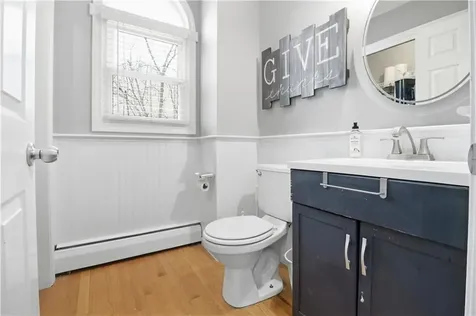 21 Sarah Lane Warwick RI 02889