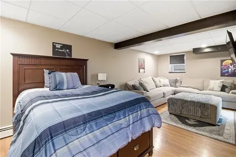 21 Sarah Lane Warwick RI 02889