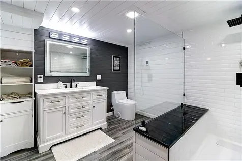 21 Sarah Lane Warwick RI 02889