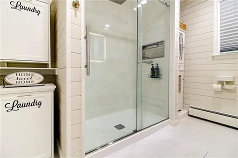 21 Sarah Lane Warwick RI 02889