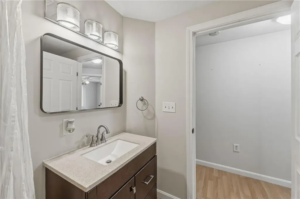 135 Seamans Street Providence RI 02905