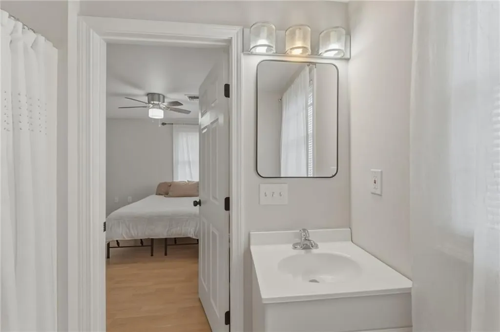 135 Seamans Street Providence RI 02905