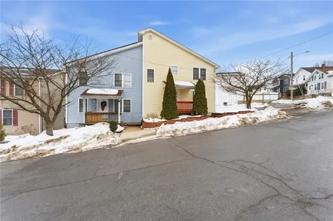 135 Seamans Street Providence RI 02905