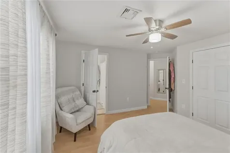 135 Seamans Street Providence RI 02905