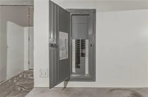 135 Seamans Street Providence RI 02905