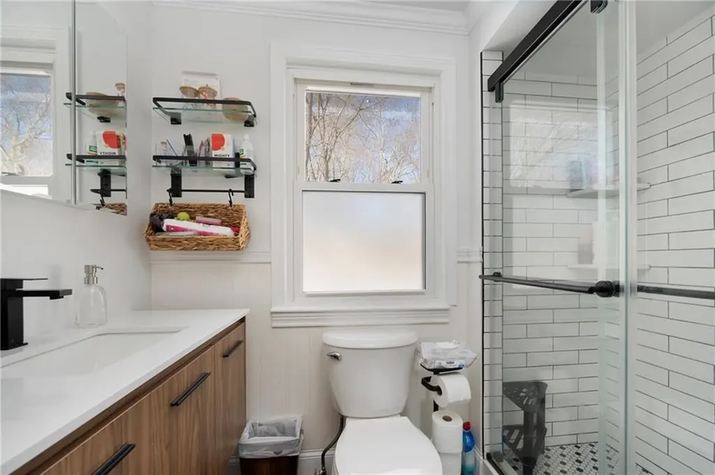 19 Evergreen Street Medway MA 02053