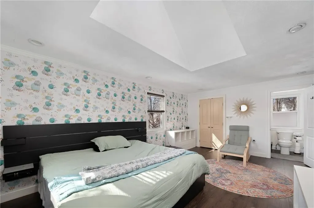 19 Evergreen Street Medway MA 02053