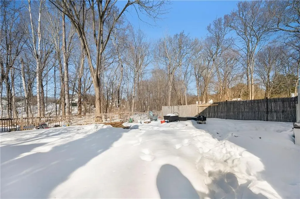 19 Evergreen Street Medway MA 02053