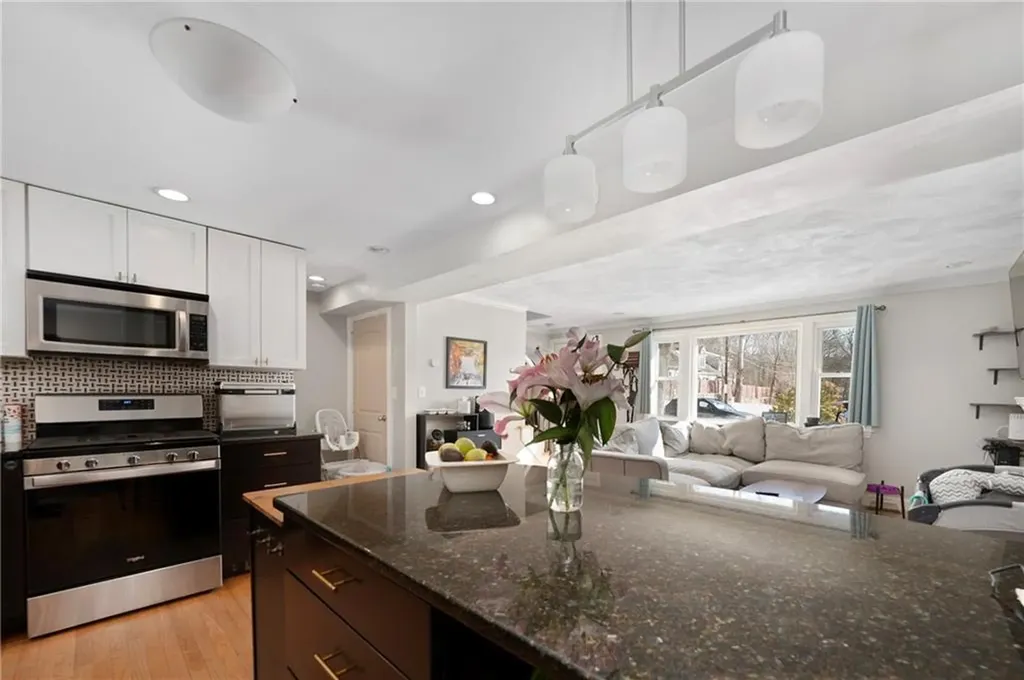 19 Evergreen Street Medway MA 02053