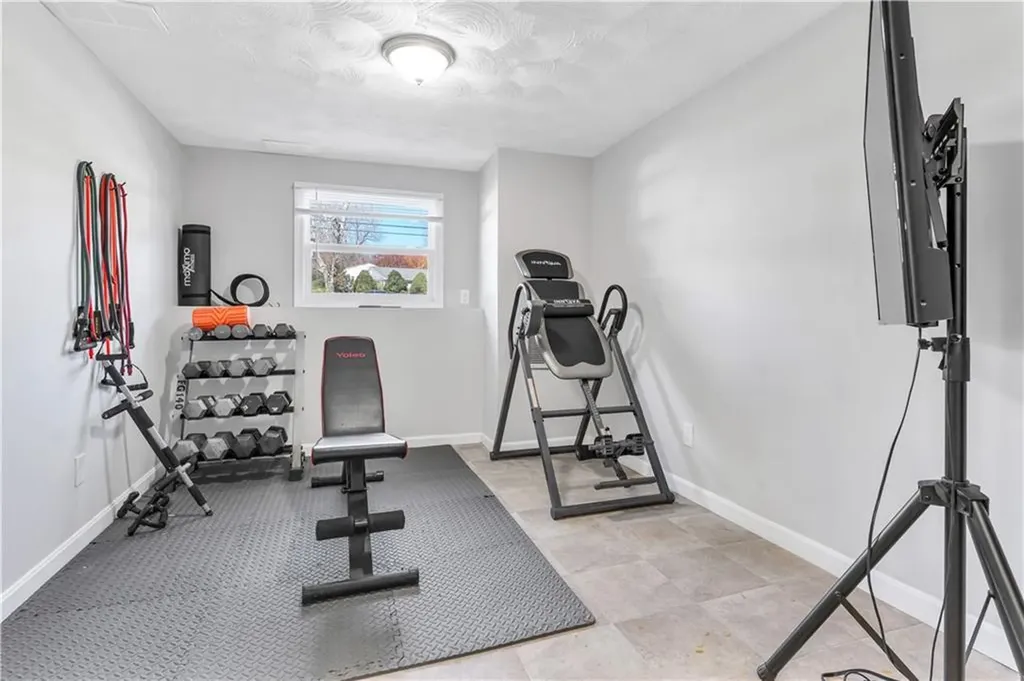 106 Stella Drive North Providence RI 02911