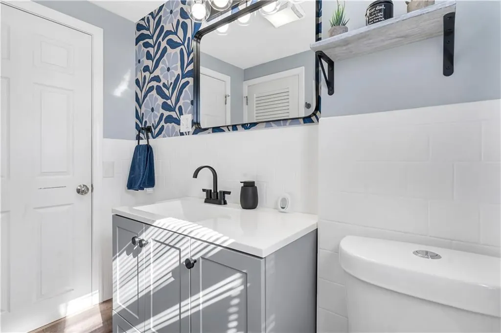 106 Stella Drive North Providence RI 02911