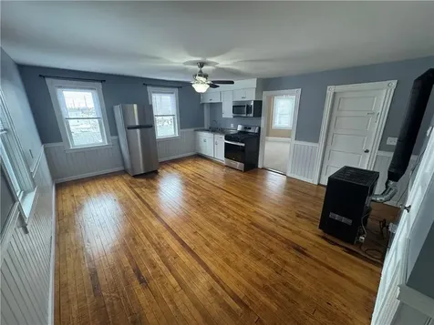 350 Metacom Avenue Bristol RI 02809