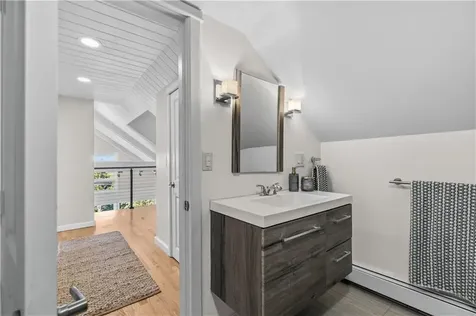 1350 Anthony Road Portsmouth RI 02871