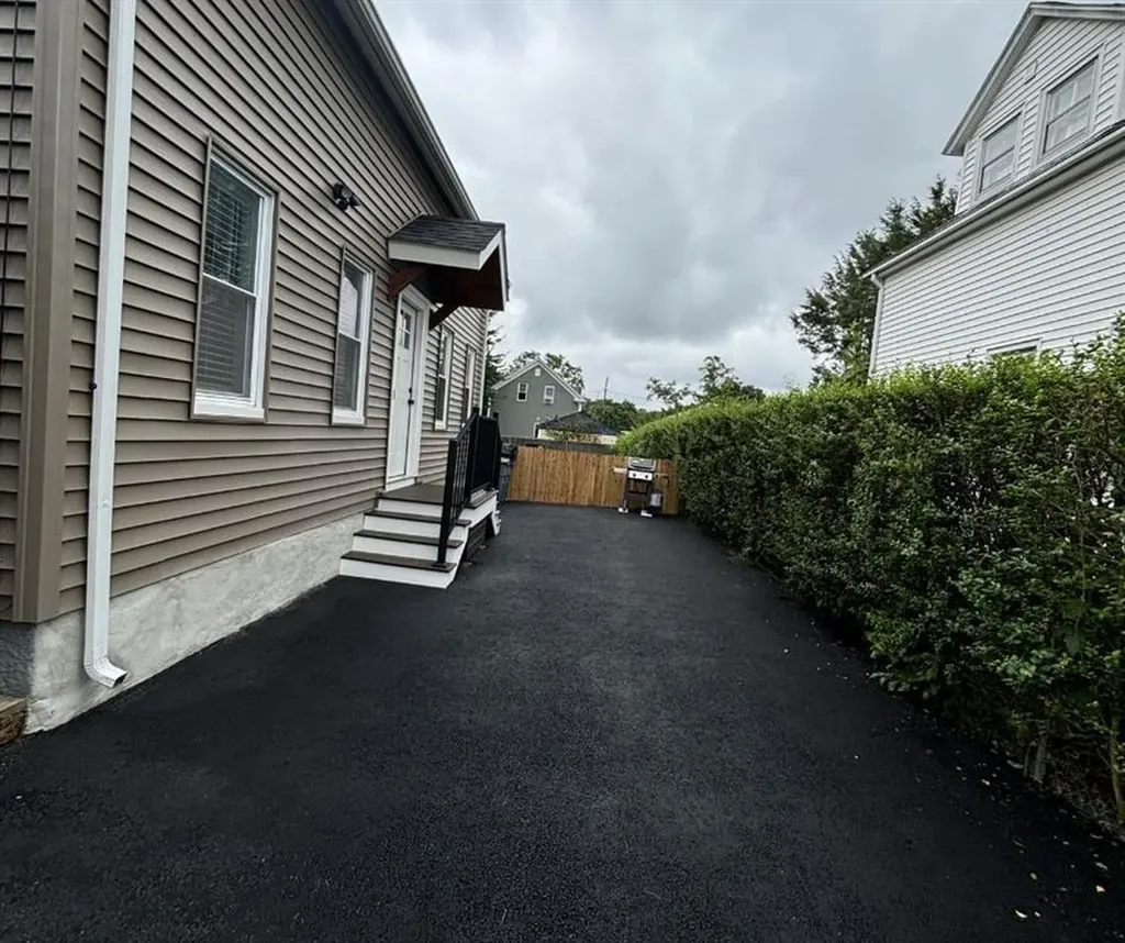 25 Vermont Street Johnston RI 02919