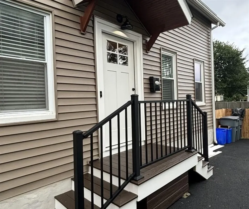 25 Vermont Street Johnston RI 02919