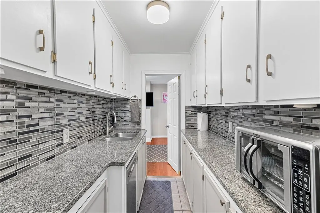 25 Vermont Street Johnston RI 02919