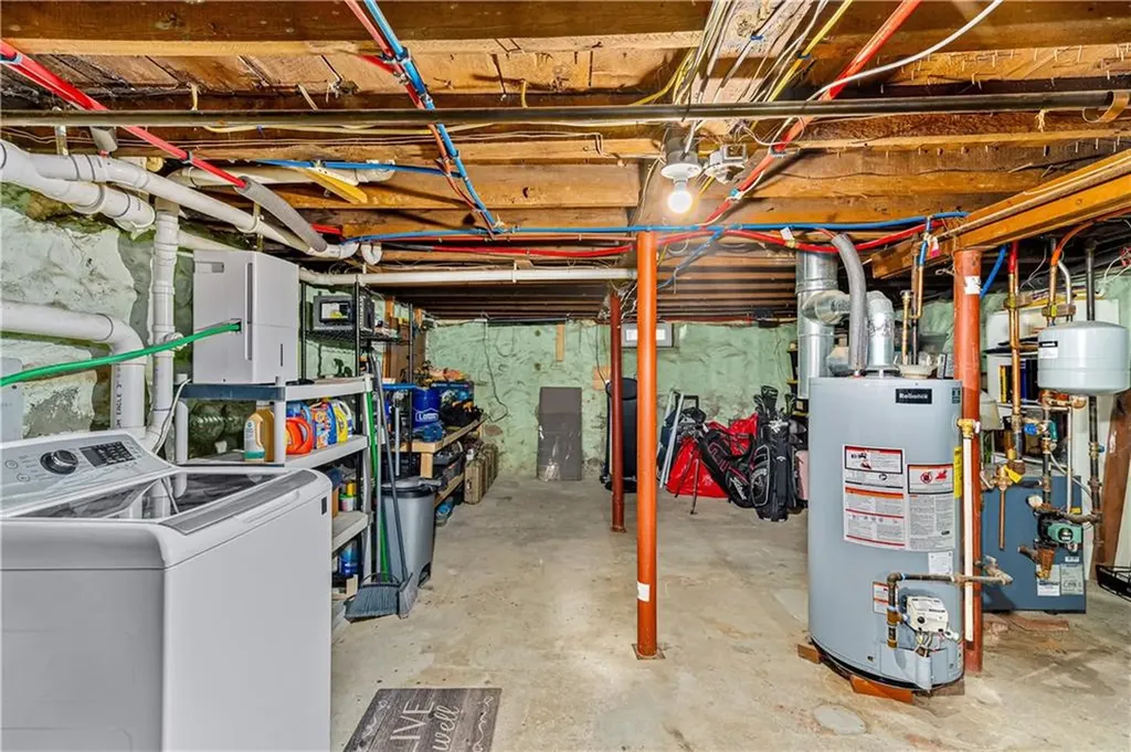 25 Vermont Street Johnston RI 02919