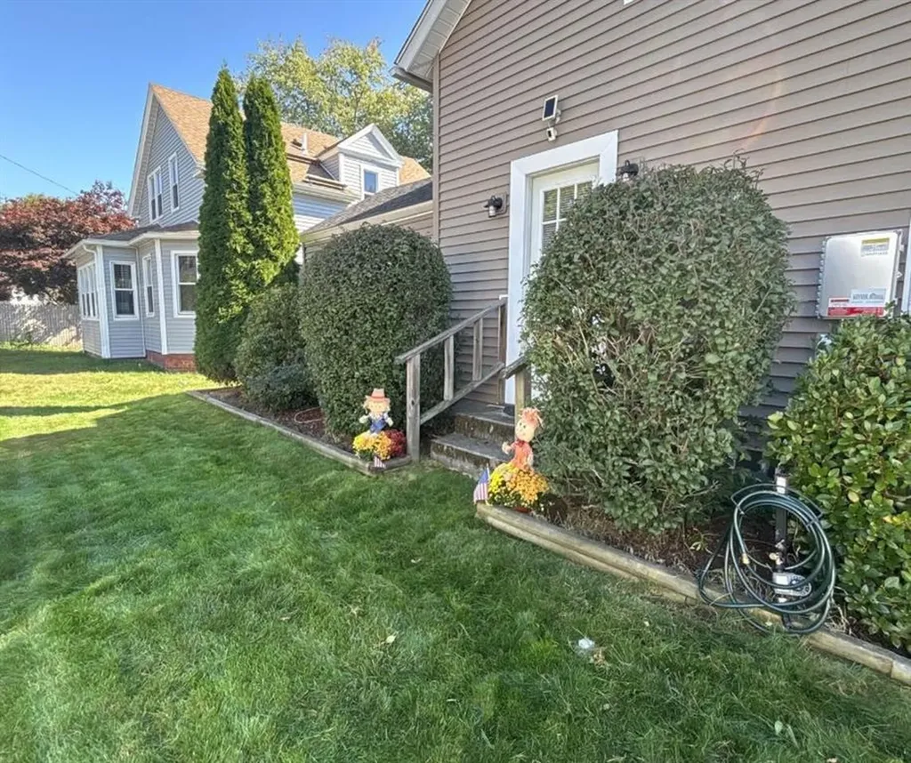 25 Vermont Street Johnston RI 02919