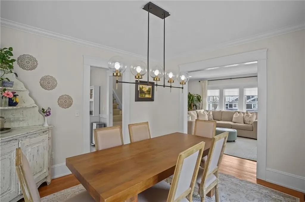 39 Ledge Road East Greenwich RI 02818