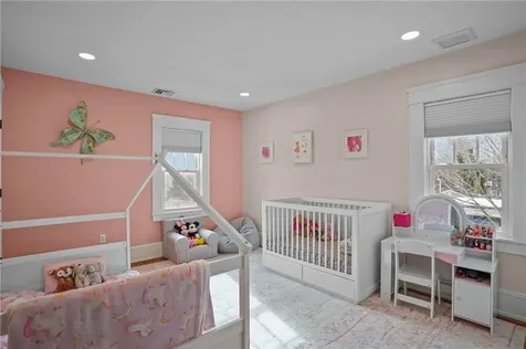 39 Ledge Road East Greenwich RI 02818