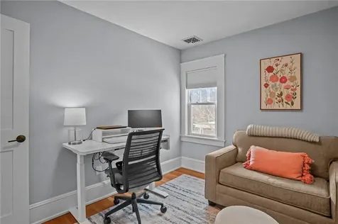 39 Ledge Road East Greenwich RI 02818