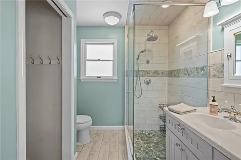 39 Ledge Road East Greenwich RI 02818