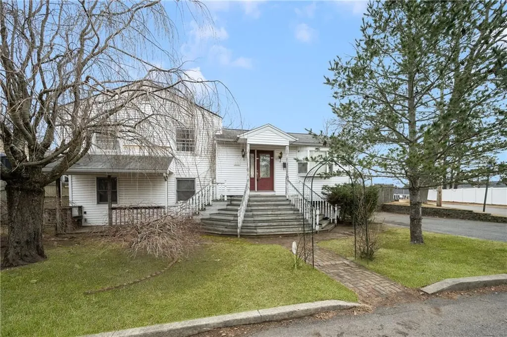 58 Manning Street North Providence RI 02911