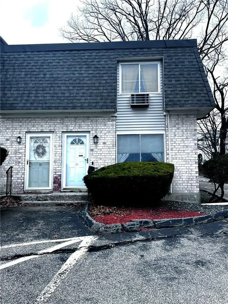 1560 Douglas Avenue North Providence RI 02904