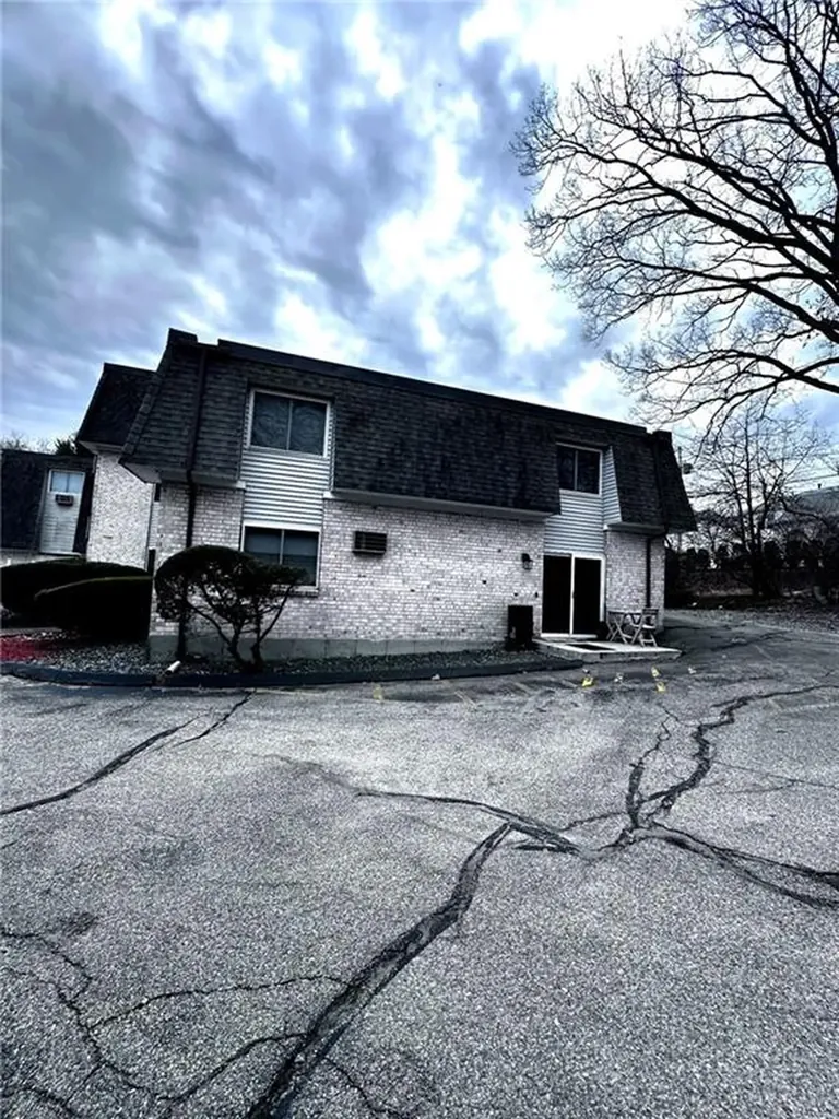 1560 Douglas Avenue North Providence RI 02904