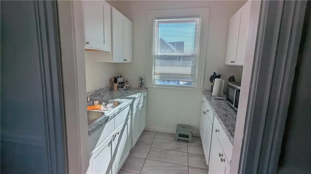 15 17 Emmett Street Providence RI 02903