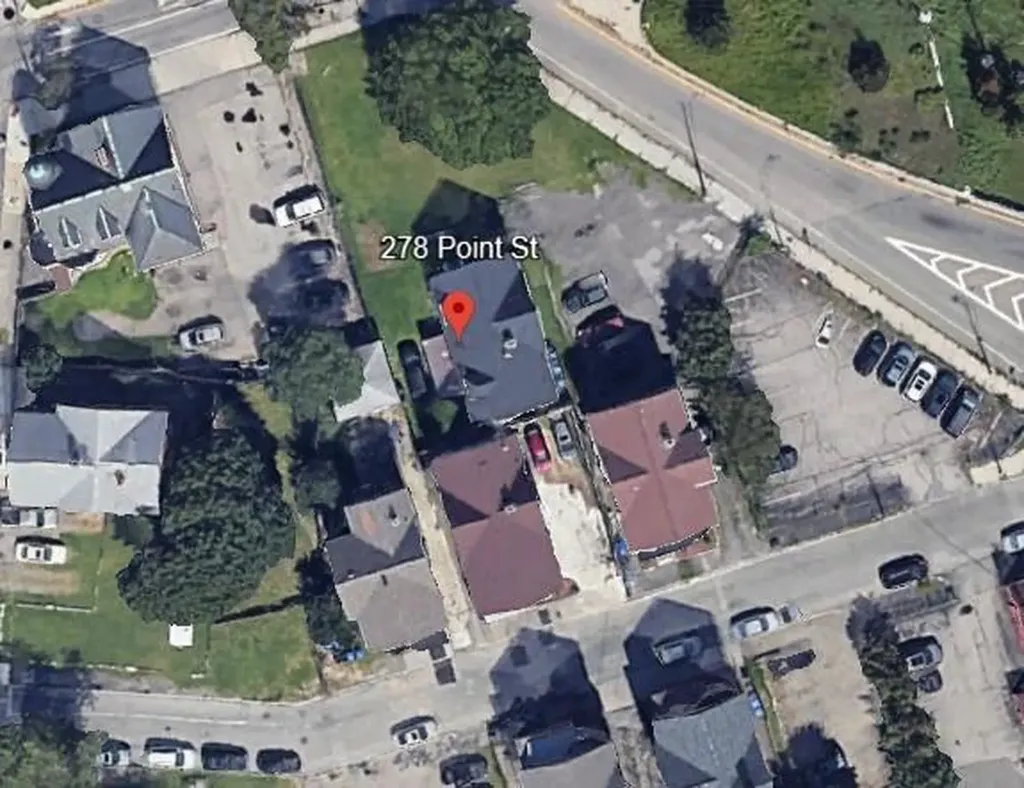15 17 Emmett Street Providence RI 02903