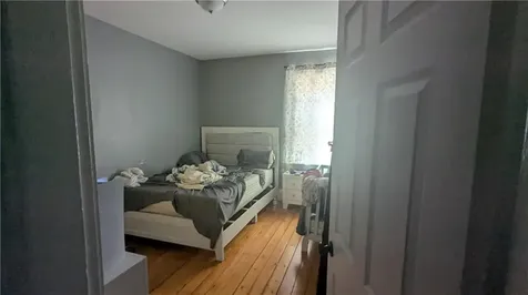 15 17 Emmett Street Providence RI 02903