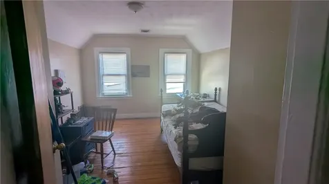 15 17 Emmett Street Providence RI 02903