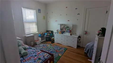 15 17 Emmett Street Providence RI 02903