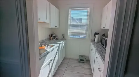15 17 Emmett Street Providence RI 02903