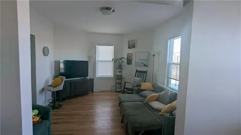 15 17 Emmett Street Providence RI 02903