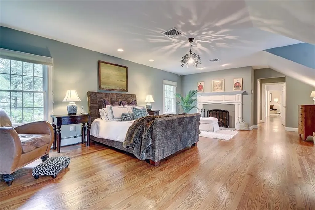 71 Alfred Drown Road Barrington RI 02806