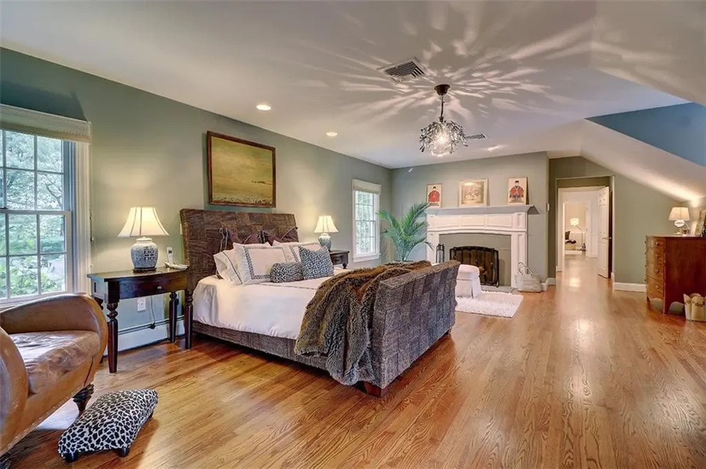 71 Alfred Drown Road Barrington RI 02806