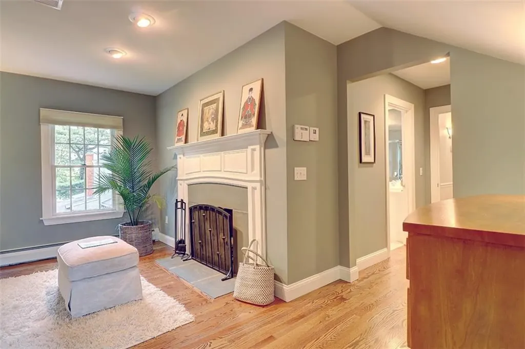 71 Alfred Drown Road Barrington RI 02806